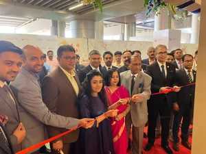 लखनऊ एयरपोर्ट के टर्मिनल 3 पर रमाडा एनकोर ट्रांजिट होटल का उद्घाटन